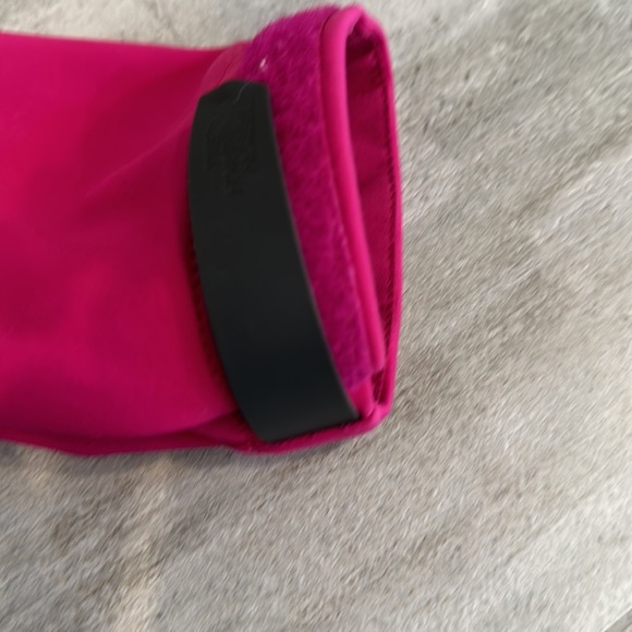 North Face Pink Summit Series Windstopper Jacket. Size Medium - Picture 5 of 8